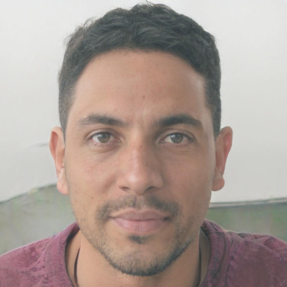 Portrait de Cyprien Maloteau, analyste financier senior